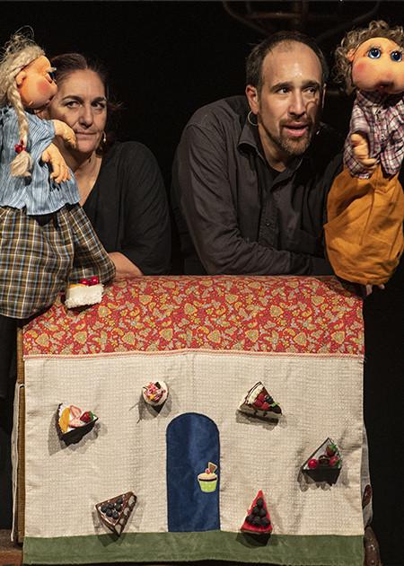GRETEL , HANSEL E LA STREGA CLODOALDA 