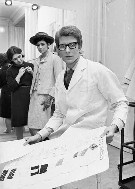 YVES SAINT LAURENT, TOUT TERRIBLEMENT
