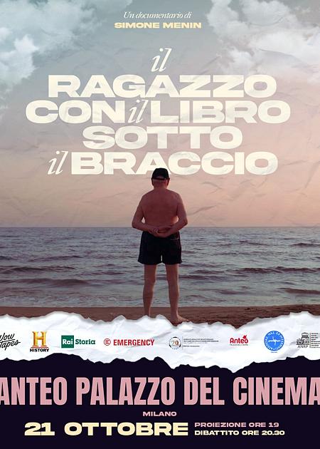 IL RAGAZZO CON IL LIBRO SOTTO BRACCIO