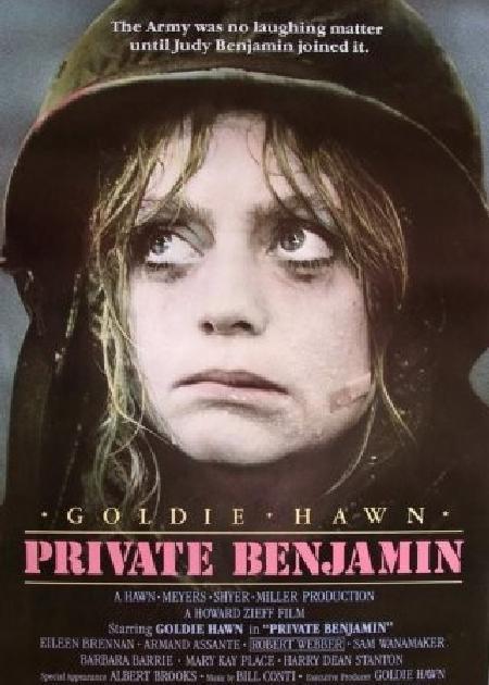 SOLDATO GIULIA AGLI ORDINI (PRIVATE BENJAMIN)