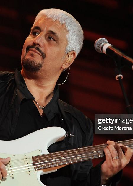 GENTE DISTRATTA -  PINO DANIELE TRIBUTE BAND 