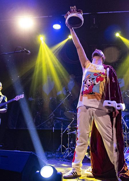 THE QUEEN TRIBUTE BAND