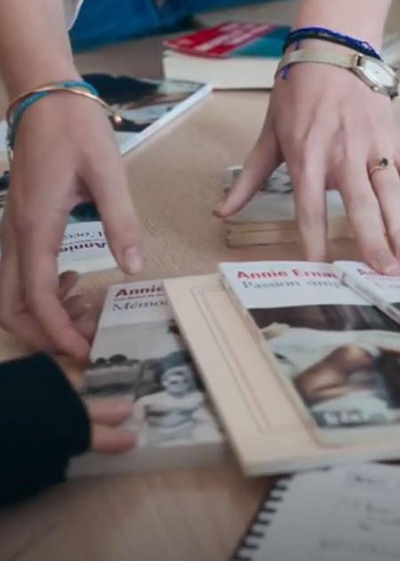 SCRIVERE LA VITA - ANNIE ERNAUX RACCONTATA DALLE STUDENTESSE E DAGLI STUDENTI 